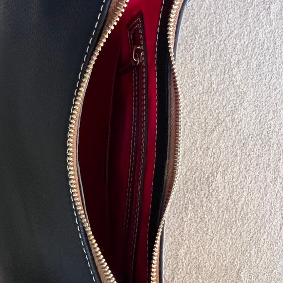 Dooney & Bourke Pebble Grain Riley Hobo Bag in Black — New with Tags - Picture 8 of 8